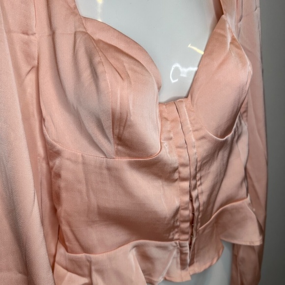NWOT ASTR The Label Long Sleeve Hook & Eye Peplum Top Corset Bustier Blo… - Picture 11 of 13